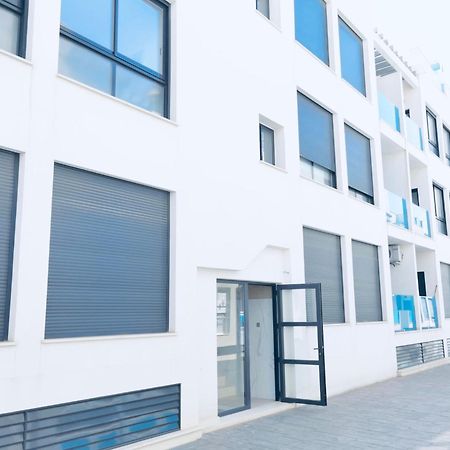 Luxury Apartment Торевиеха Екстериор снимка