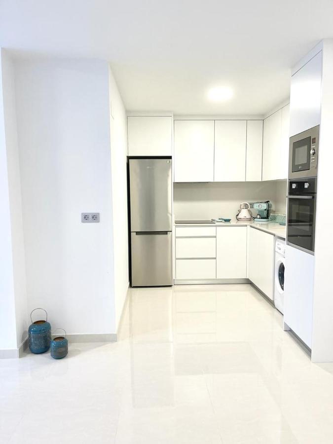 Luxury Apartment Торевиеха Екстериор снимка
