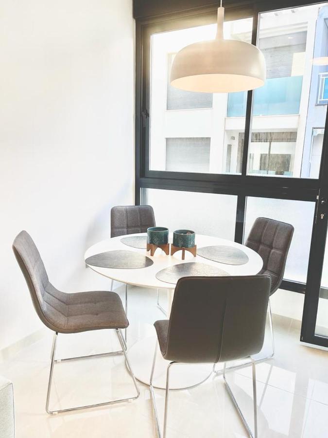 Luxury Apartment Торевиеха Екстериор снимка