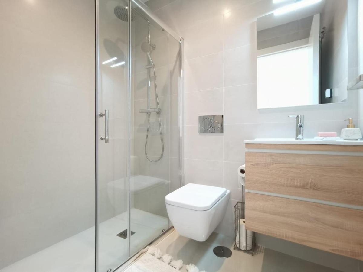 Luxury Apartment Торевиеха Екстериор снимка